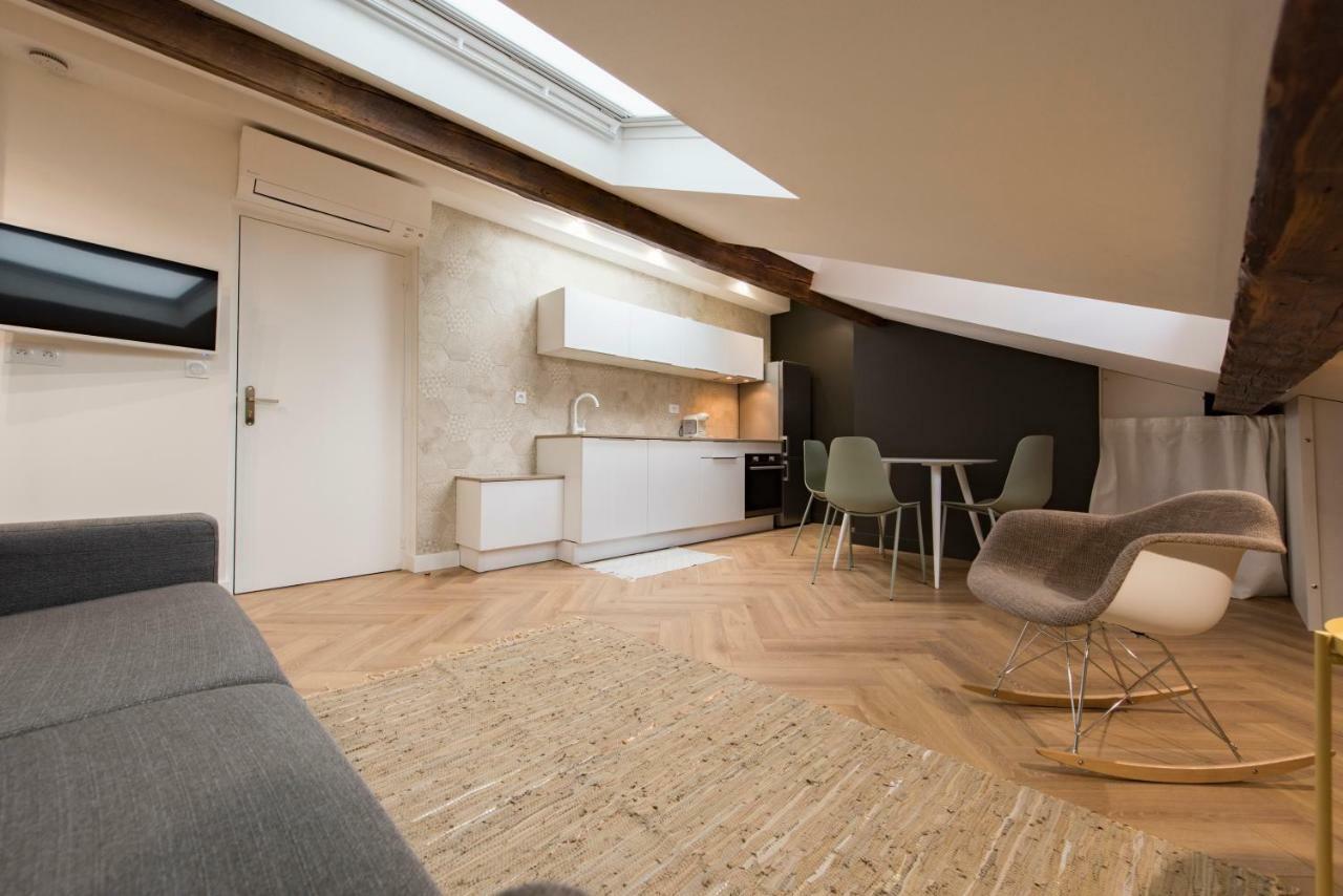 Appartamento F2 très cosy  Saint-Raphaël Esterno foto